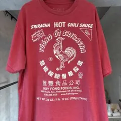 【公式・正規品】シラチャー・ソース 企業ロゴ グラフィック Tシャツ