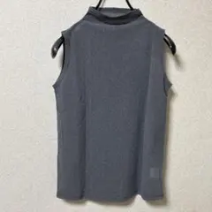 【新品】ハイネック ノースリーブ　グレー　Ｍ〜Ｌサイズ
