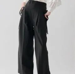 【idem】 リボン付タックパンツ ブラック