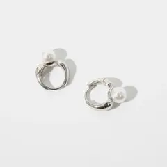 【シルバー】パールフープワンタッチピアス R6P005