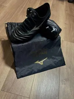 ミズノ モレリアネオ 4 β JAPAN アンリミテッドブラック