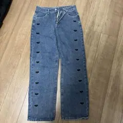 ハート刺繍 ストレートデニムパンツ