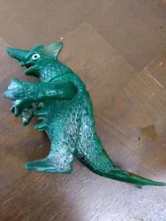 シン・ゴジラ ピンクソフビフィギュア 熱線放射ver. - メルカリ