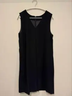 [美品]Lois CRAYON Vネックひざ丈ワンピース