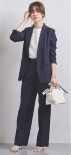 ユナイテッドアローズ　パンツスーツ　セットアップ　ネイビー