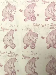 【匿名発送】《くま柄 ピンク》 生地 はぎれ 約50㎝×108㎝