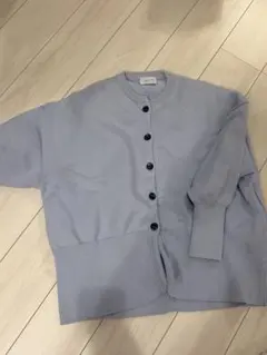 アダムエロペ　ローゲージクルーネックカーディガン