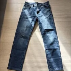 UNIQLO ユニクロ　ウルトラストレッチデニムパンツ　サイズ28