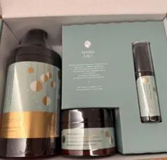 【週末限定値下げ】cocone 2025限定　3点セット　スパークルリリー