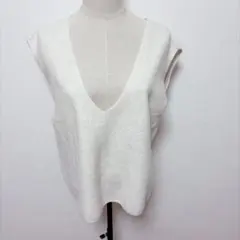 ユニクロ 3DスフレヤーンVネックベスト オフホワイト 美品 L【C240】
