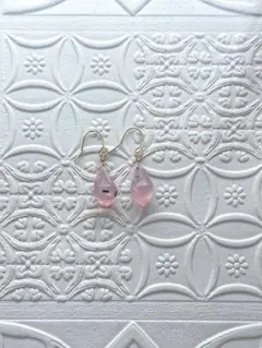 天然石 ピンクドロップ型イヤリング