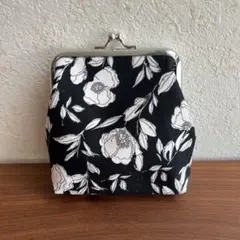 花柄がま口財布 黒