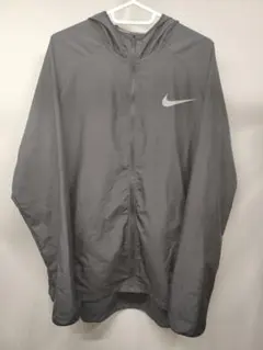 【美品】ナイキ　ナイロンジャケット　ブラック　　L