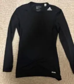 adidas TECHFIT 長袖コンプレッション　黒　Ｌ