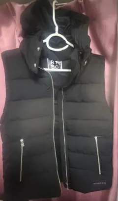 レトロエンジン　アダムスジャグラー　ダウンベスト　ブラック