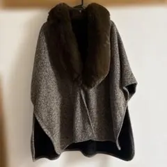 未使用に近い　ファーポンチョ　茶系