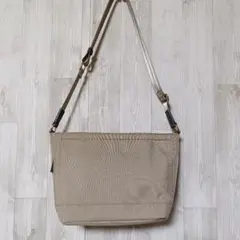 ace. ショルダーバッグ 軽量 ナイロン ベージュのサムネイル