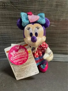 新品タグ付　ミニー　ぬいぐるみバッジ　ディズニー　パルパルーザ　ファンダーランド