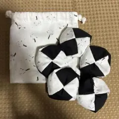 お手玉5個と収納用巾着袋　⑦ ハンドメイドのサムネイル
