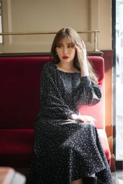 Her lip to Lace-Trimmed Pin Dot Dress - メルカリ