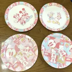 ディズニーストア　メラミンプレート　4枚セット