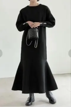 ミラノリブ袖パールスポンジニットマーメイドワンピース