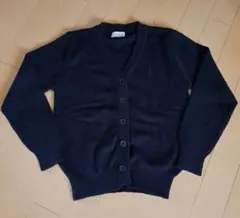 ブラック　Vネック カーディガン　130