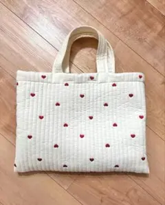 Item thumbnail for item 1b3168ed-e78c-4f1b-a240-9e7fff107958