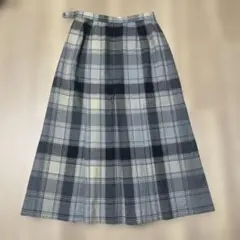 美品DANAPARIS グレー チェック プリーツスカートSサイズのサムネイル