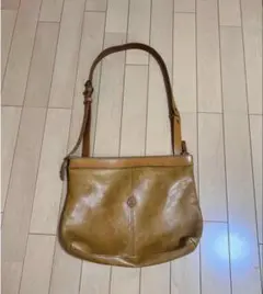CLEDRAN クレドラン レザー ショルダーバッグのサムネイル