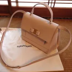 【Salvatore Ferragamo】ヴァラ 2WAY ショルダーバッグのサムネイル
