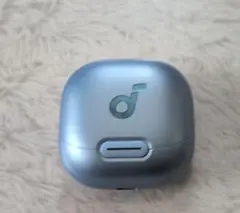 美品Anker Soundcore Liberty 4 NC ブルー　ケース