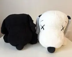 【激レア新品】ユニクロ×カウズ×ピーナッツ スヌーピーぬいぐるみ M 2体セット