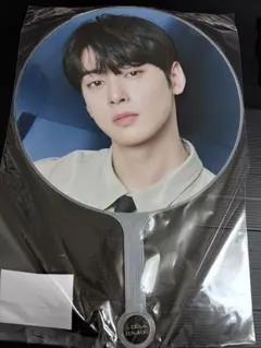 2026年最新】astro ウヌ うちわの人気アイテム - メルカリ