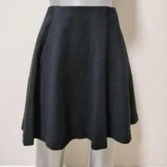 UNIQLO 膝上丈フレアスカート 秋冬 黒