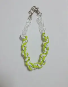 スマホ ハンドストラップ　パラコード
