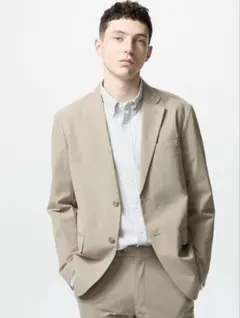 感動ジャケット　ベージュ テーラードジャケット 2ボタン