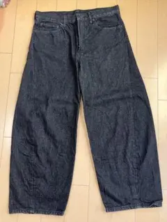 GU ダークグレー バレルレッグジーンズ サイズ31