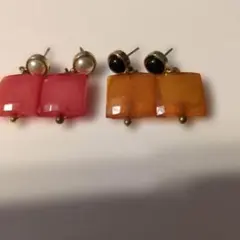 ピンクとオレンジのスタッドピアス2点セット！