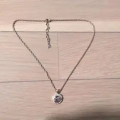 ニナ・リッチ　ゴールド ストーン付き ネックレス