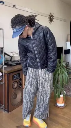 ⭐︎レア⭐︎ converse 光沢 y2k キルティングジャケット