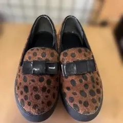 ヒョウ柄フラットシューズ
