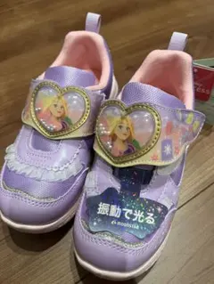 新品タグ付き　ムーンスター　ラプンツェル　18センチ　LED搭載シューズ　光る靴