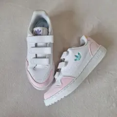 adidas ホワイト/ピンク スニーカー ベルクロ 新品未使用