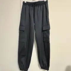 ブラック スウェットパンツ レディース