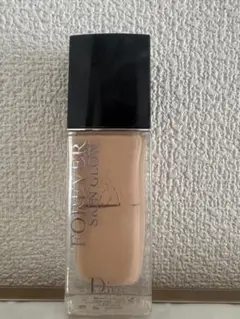 Dior スキンフォーエバー　フルイド　グロウ 1N リキッドファンデーションのサムネイル