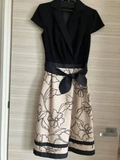 花柄半袖ラップドレス
