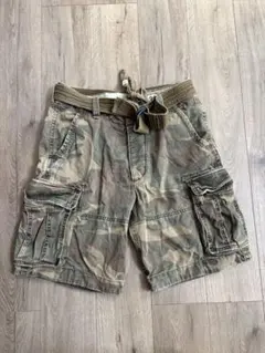 Abercrombie & Fitch 迷彩カーゴショートパンツ 30のサムネイル