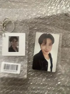 BTS ホビ　ホソクARIRANG グローバル特典 トレカ 　ランダムキーリング