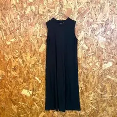 UNIQLO ユニクロ ロングワンピース フレア ノースリーブ ブラック